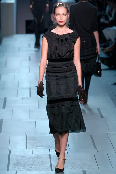 Look 12